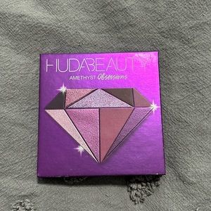 Unused Huda Beauty Amethyst Obsessions Eyeshadow Palette